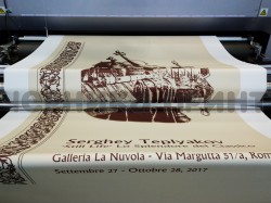 Вот тут можно подписать фотку